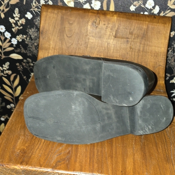 Naturalizer Brown Leather Buckle Loafers - Picture 3 of 4